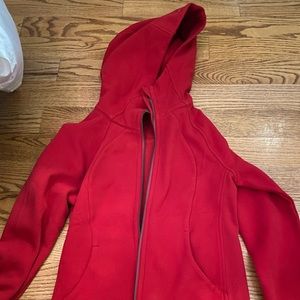 Scuba hoodie never worn. Asking 50$